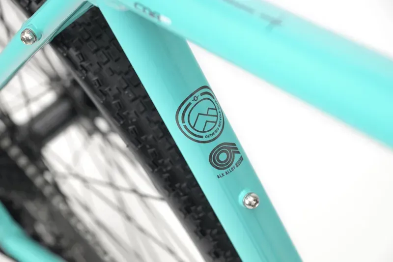 Genesis CDA 20 Hybrid Bike in Green-10