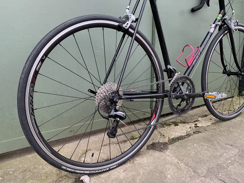 Raleigh Retro Road Bike Black Shimano Sora 58cm-1