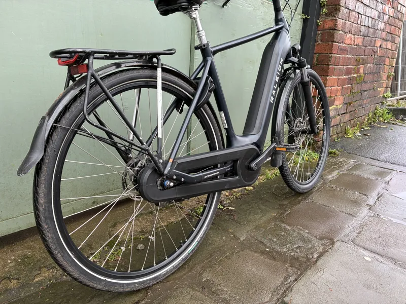 Raleigh Motus Grand Tour Medium Crossbar-2