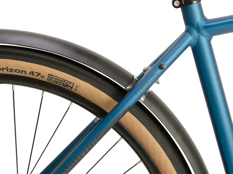 Raleigh Strada City Black/Blue 20 Large Crossbar-4